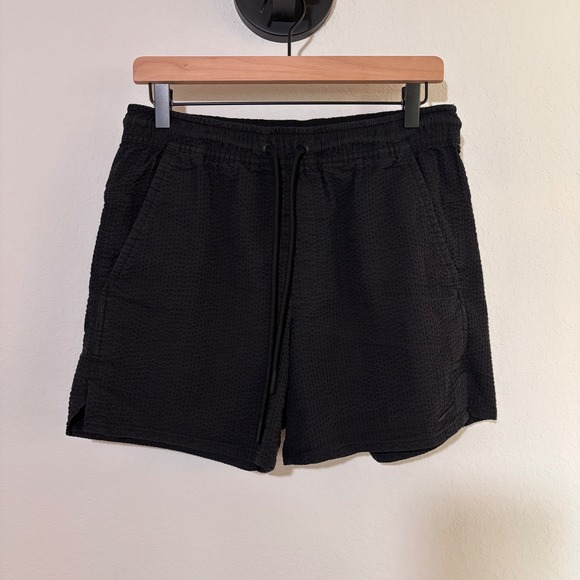 Nike Pants - Nike Shorts Dri-FIT Seersucker Size M Waffle Texture Black Athleisure Gorpcore